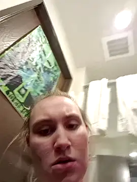 Snapshot of luckilyfound4 chatting on March 2026 10:19:02 AM luckilyfound4 online show from March 2026 10:19:02 AM