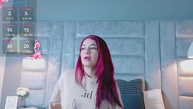 PaulaVegaa online show from April 2026 12:31:01 PM