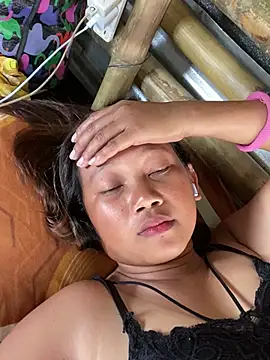 Snapshot of Moonlight695 chatting on March 2026 05:15:01 AM Moonlight695 online show from March 2026 05:15:01 AM