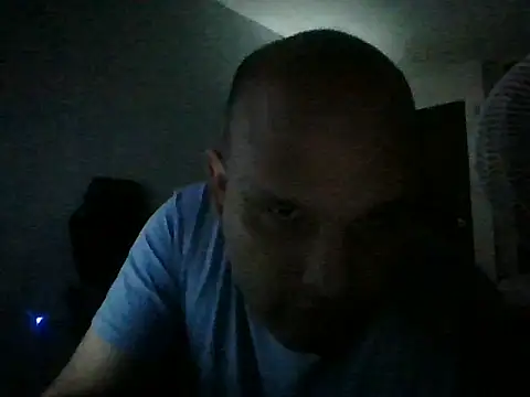 Snapshot of Heavy_RebellxX chatting on March 2026 06:32:02 AM Heavy RebellxX online show from March 2026 06:32:02 AM