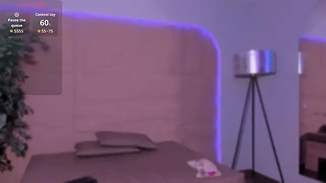 Osiriss  online show from March 2026 09:54:01 PM