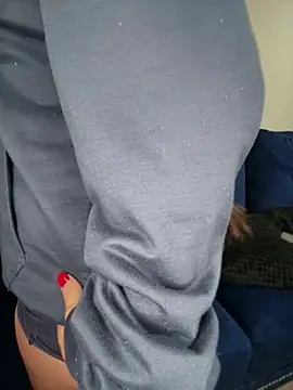 Lunaliaa  online show from March 2026 05:12:02 AM