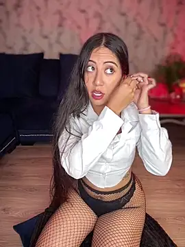 Lunaliaa  online show from March 2026 05:29:02 AM