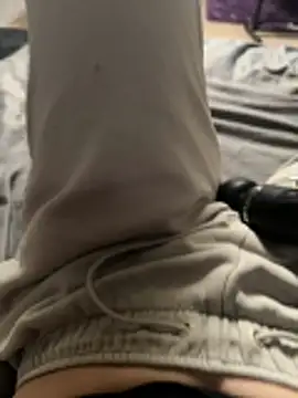 aleexii s online show from April 2026 12:23:01 PM