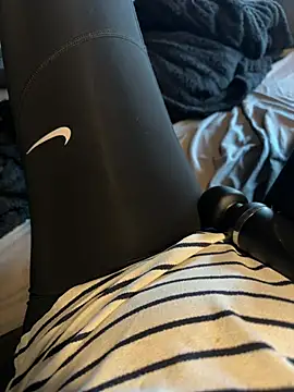 aleexii s online show from April 2026 05:42:01 PM