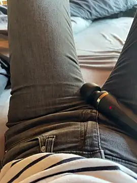 aleexii s online show from March 2026 01:12:02 PM