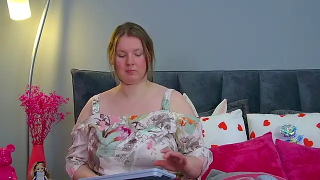 MelodyMoores online show from April 2026 08:05:02 AM