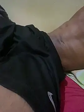 Snapshot of DiMadeira17dota chatting on March 2026 07:16:01 AM DiMadeira17dota online show from March 2026 07:16:01 AM