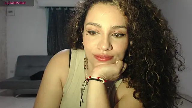 melany montenegro online show from May 2026 04:17:01 AM
