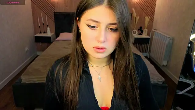 Crystal-Lace online show from June 2026 12:55:01 AM