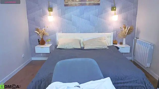 Crystal-Lace online show from May 2026 12:56:02 AM