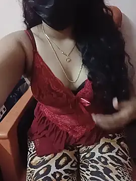 Snapshot of Sunitha28 chatting on May 2026 03:10:01 PM Sunitha28 online show from May 2026 03:10:01 PM