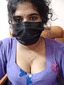 Sunitha28 online show from April 2026 07:37:02 PM