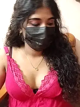 Sunitha28 online show from April 2026 01:40:01 PM