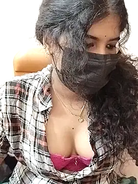 Sunitha28 online show from March 2026 05:47:01 PM