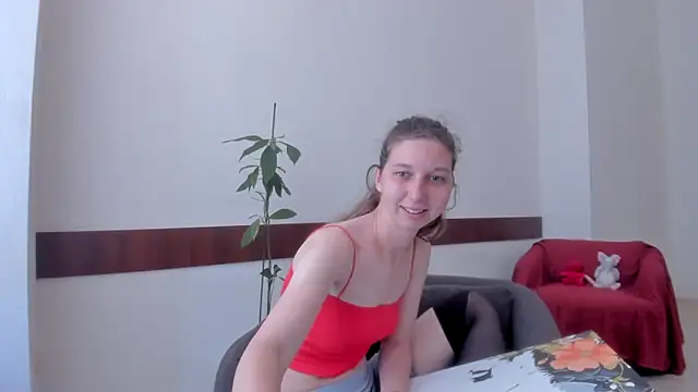Snapshot of Ellina_Star chatting on June 2026 08:20:01 AM Ellina Star online show from June 2026 08:20:01 AM