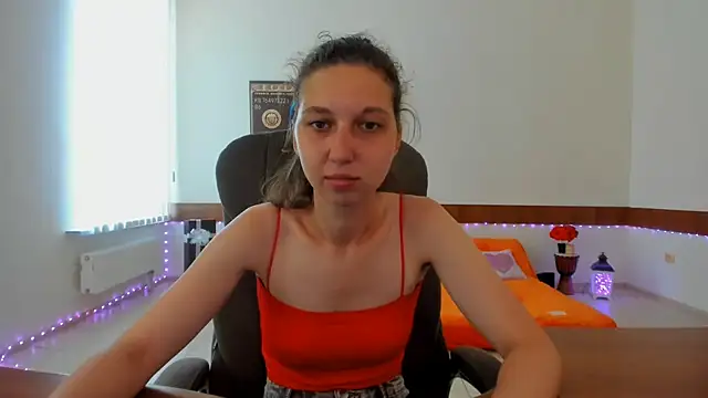 Snapshot of Ellina_Star chatting on July 2026 08:15:01 AM Ellina Star online show from July 2026 08:15:01 AM