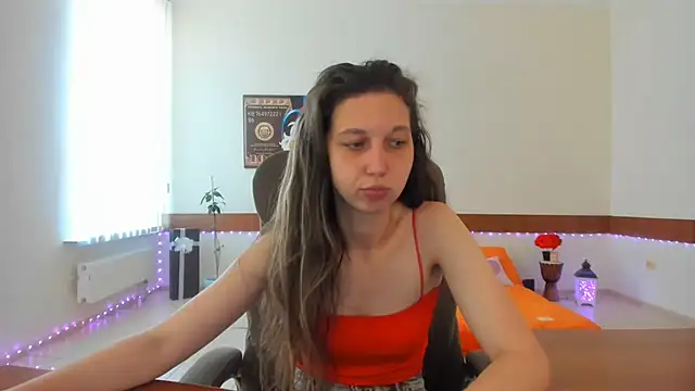 Snapshot of Ellina_Star chatting on June 2026 08:15:01 AM Ellina Star online show from June 2026 08:15:01 AM