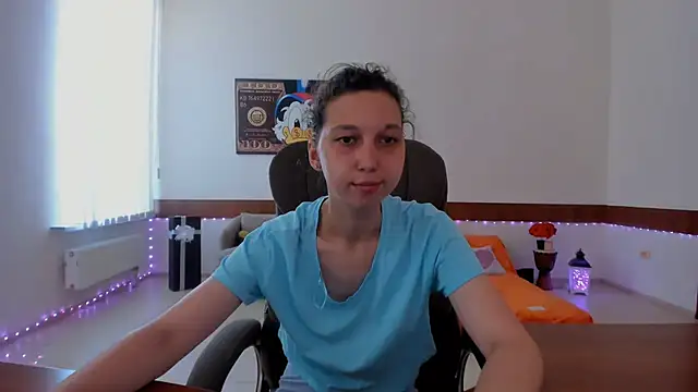 Snapshot of Ellina_Star chatting on July 2026 08:25:02 AM Ellina Star online show from July 2026 08:25:02 AM