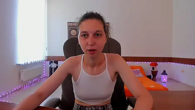 Snapshot of Ellina_Star chatting on July 2026 08:26:02 AM Ellina Star online show from July 2026 08:26:02 AM
