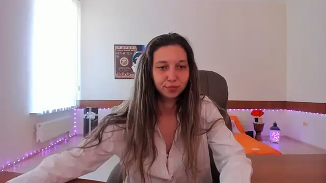 Snapshot of Ellina_Star chatting on June 2026 08:23:02 AM Ellina Star online show from June 2026 08:23:02 AM