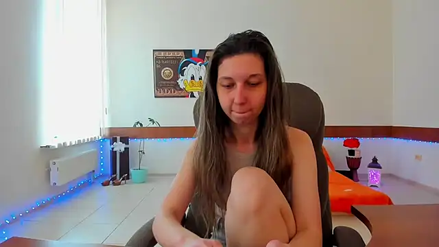 Ellina Star online show from April 2026 08:10:02 AM