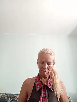 Snapshot of ViktoriaSexi1 chatting on June 2026 05:48:02 AM ViktoriaSexi1 online show from June 2026 05:48:02 AM