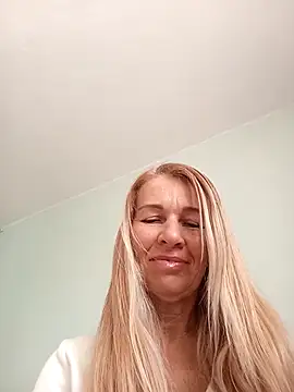 ViktoriaSexi1 online show from March 2026 07:30:01 AM