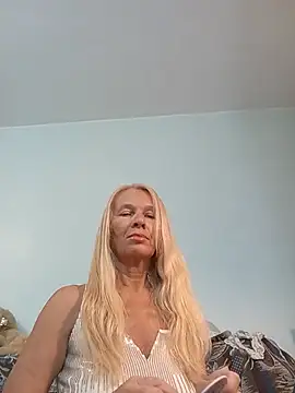 ViktoriaSexi1 online show from June 2026 07:24:01 PM