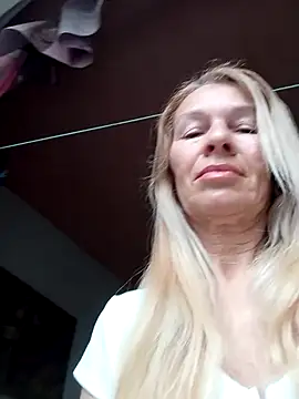 ViktoriaSexi1 online show from April 2026 05:03:01 AM