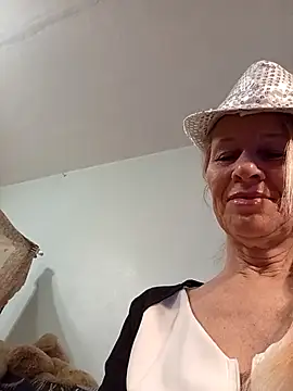 ViktoriaSexi1 online show from April 2026 07:12:01 PM