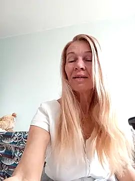 ViktoriaSexi1 online show from March 2026 07:06:02 AM