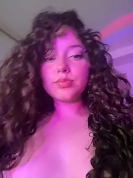 Snapshot of Ally_belle chatting on June 2026 01:14:01 AM Ally belle online show from June 2026 01:14:01 AM