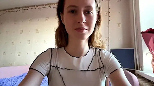 Snapshot of AlesiaGurevich chatting on June 2026 04:07:02 PM AlesiaGurevich online show from June 2026 04:07:02 PM