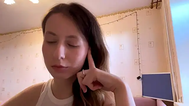 Snapshot of AlesiaGurevich chatting on July 2026 02:15:02 PM AlesiaGurevich online show from July 2026 02:15:02 PM