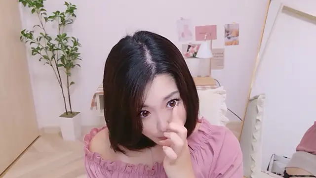 Snapshot of YURIKAsan_ chatting on May 2026 12:22:02 PM YURIKAsan online show from May 2026 12:22:02 PM