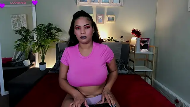 NaughtyTyra online show from April 2026 08:07:02 AM