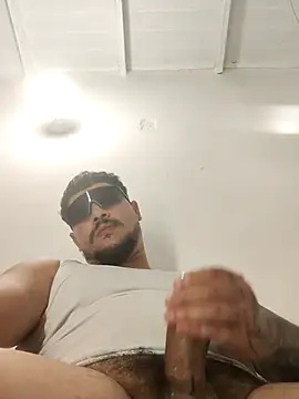 BadboyDirty1 online show from May 2026 09:07:02 PM