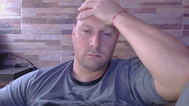 lustonfan online show from April 2026 12:50:02 PM