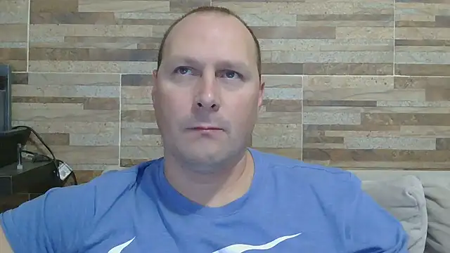 Snapshot of lustonfan chatting on May 2026 12:07:02 AM lustonfan online show from May 2026 12:07:02 AM