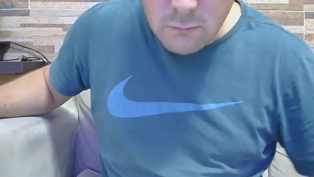 lustonfan online show from April 2026 12:51:01 PM