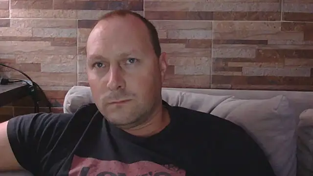 lustonfan online show from April 2026 02:24:02 AM