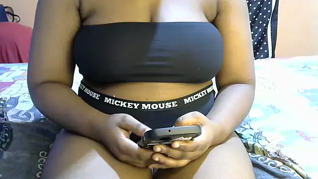Boobie Trapp online show from April 2026 01:37:01 PM