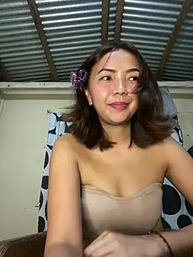 yourmommy pia online show from May 2026 04:35:01 PM