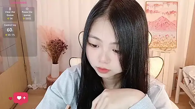 Noelle-2007 online show from March 2026 01:45:02 PM