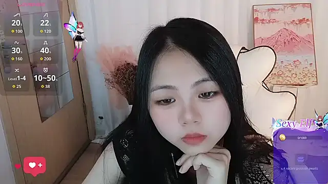 Noelle-2007 online show from April 2026 04:30:02 PM