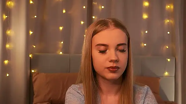 tayashy online show from April 2026 05:08:01 PM