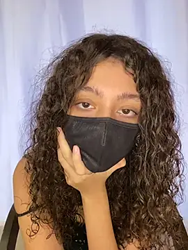 Ravennaaaaa online show from May 2026 07:47:02 PM