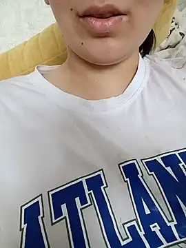 Emi hot1 online show from March 2026 09:48:02 AM