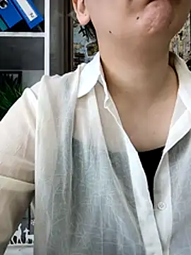 Emi hot1 online show from March 2026 11:16:01 AM